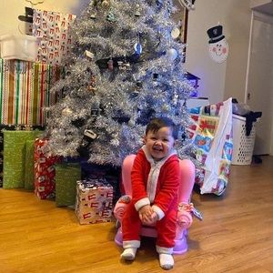 Meet your Posher, Raymond